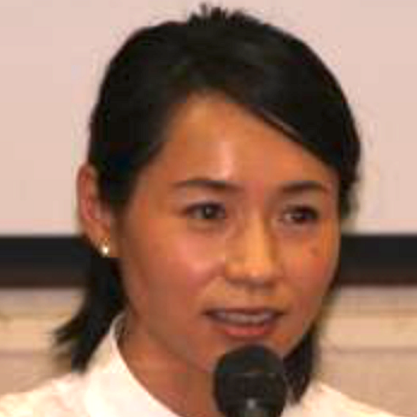 中西 佳代子の顔写真